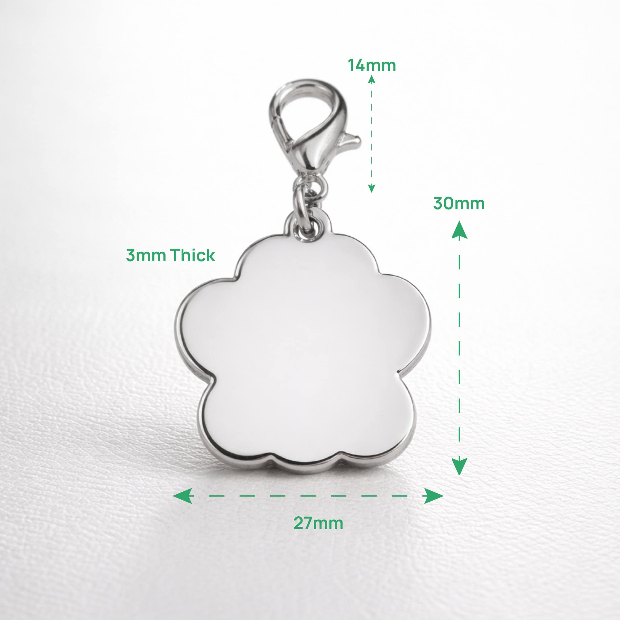 The Luxe Gloss Paw Size